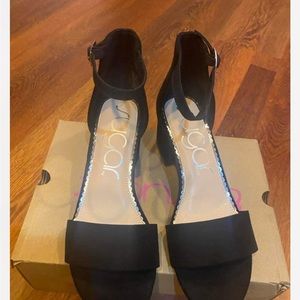 NWOT Sugar Chucky Heal Open Toe Sandle Size 8W